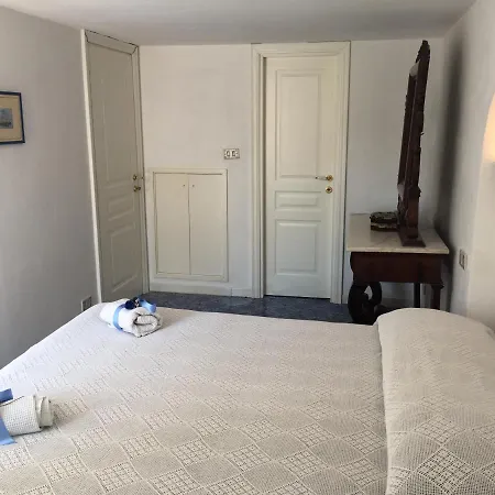 Casa Adriana 3*