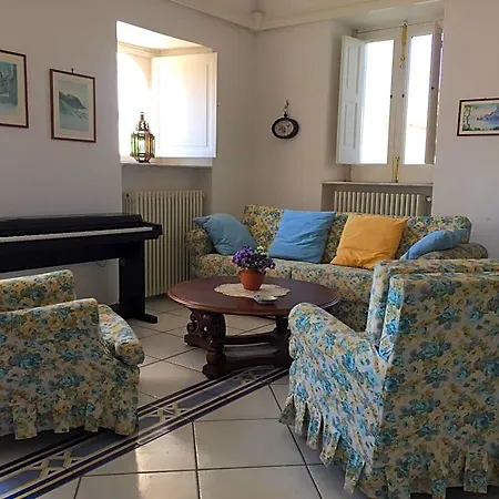 Casa Adriana Bed & Breakfast