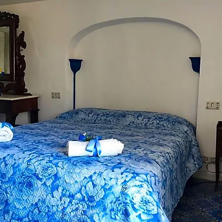 Casa Adriana 3*