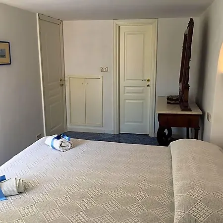 Casa Adriana 3*